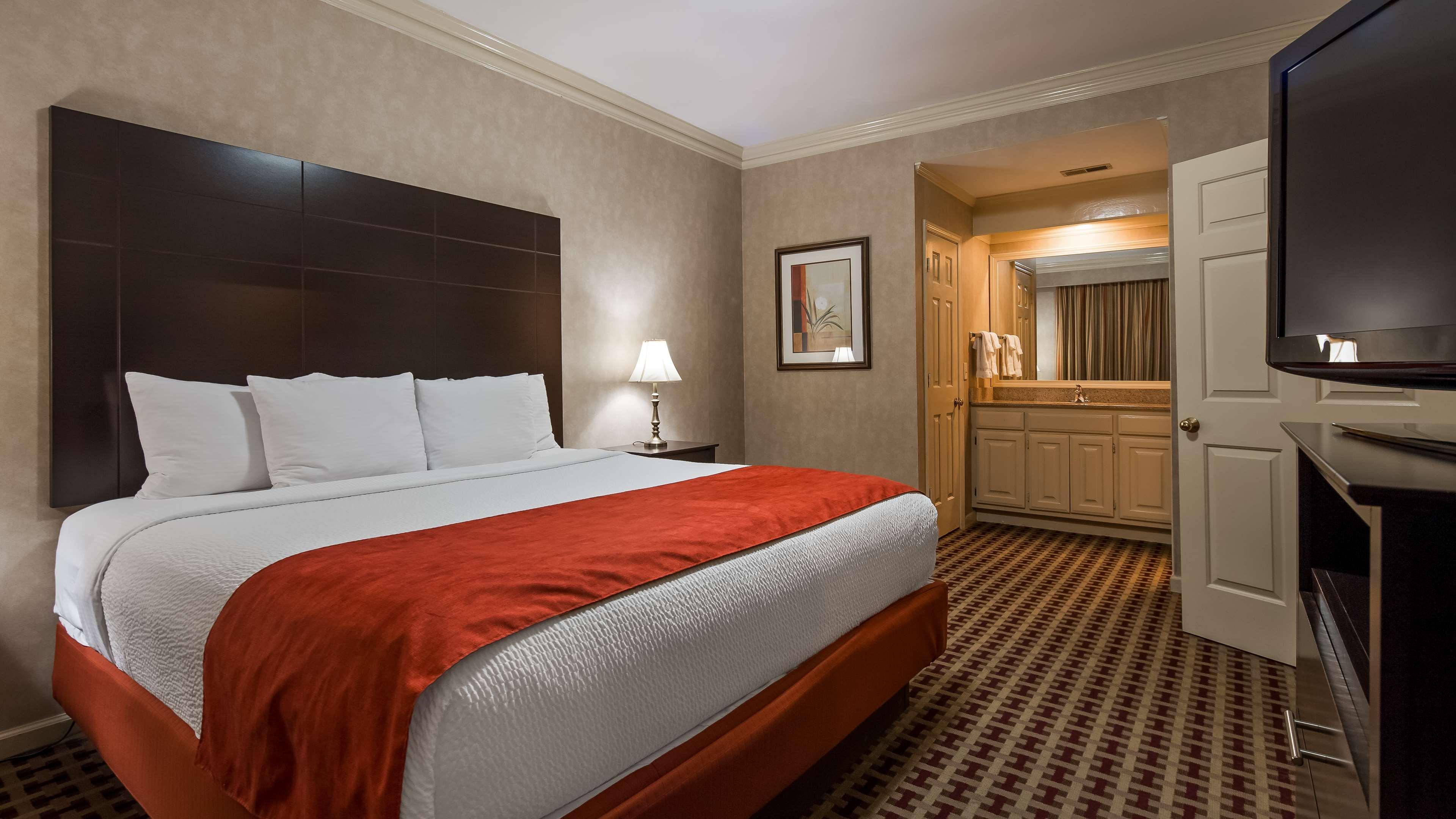 Best Western Brentwood Exterior photo